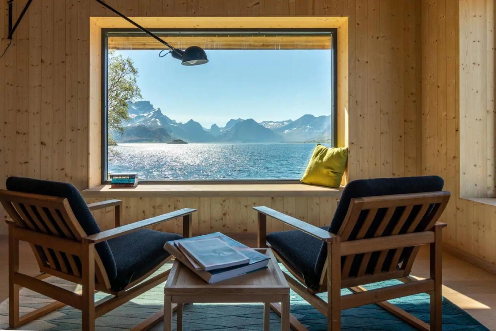 Minkfarmen, Spacious Seaside Cabin With Scenic View Рамберг Экстерьер фото